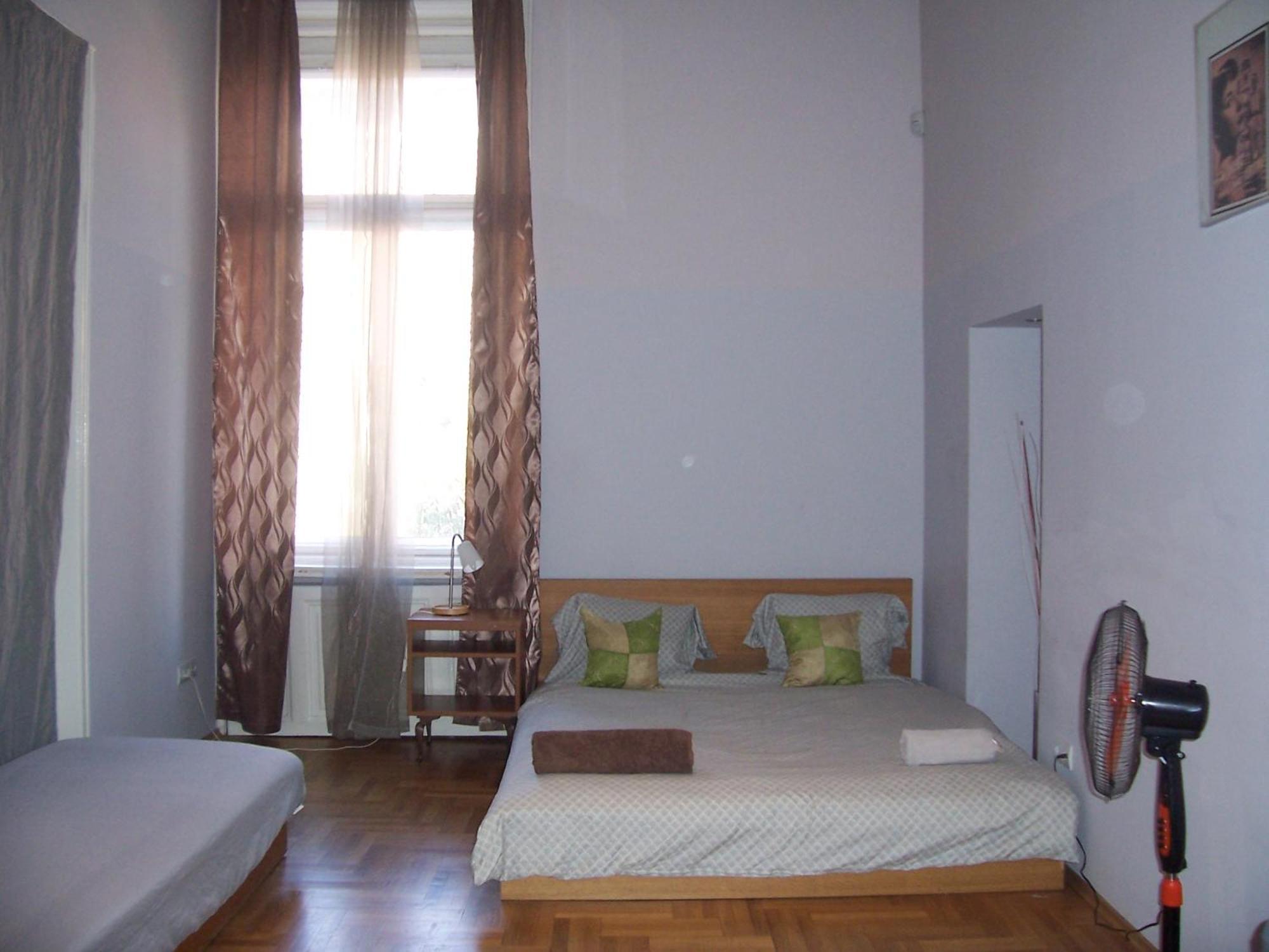 T & E Apartment ブダペスト エクステリア 写真